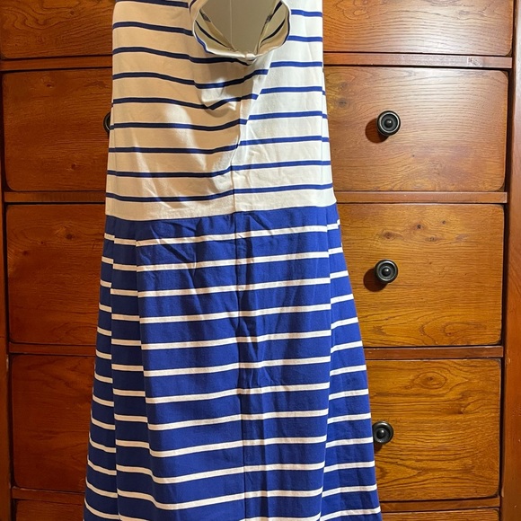 Isaac Mizrahi women’s Large blue and off white Striped Dress. Fit and flare - Picture 4 of 6